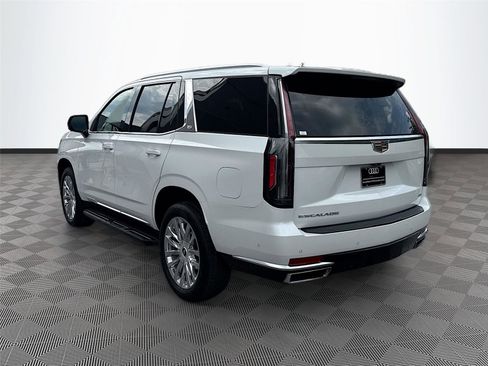 Used 2023 Cadillac Escalade Premium Luxury AWD/4WD image 5