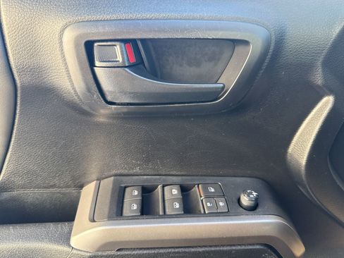 Used 2022 Toyota Tacoma SR5 image 28