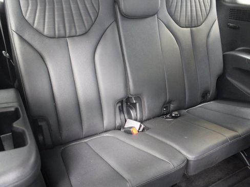 Used 2023 Hyundai Palisade Limited w/ Cargo Package image 25