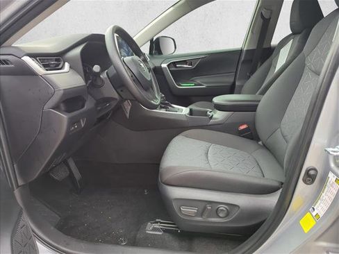New 2025 Toyota RAV4 XLE image 12