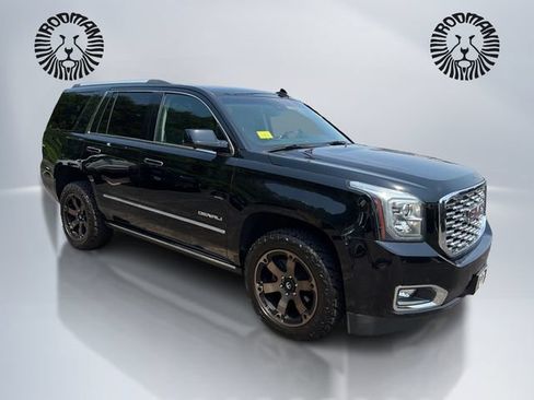 Used 2018 GMC Yukon Denali w/ Open Road Package AWD/4WD image 3