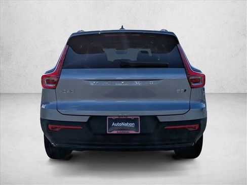 New 2026 Volvo XC40 B5 Ultra w/ Climate Package AWD/4WD image 8