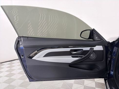 Used 2016 BMW M4 Coupe image 10