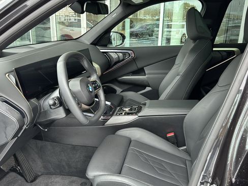 Certified 2025 BMW X3 xDrive30i w/ Premium Package image 9