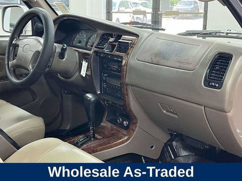 Used 2000 Toyota 4Runner Limited RWD image 24