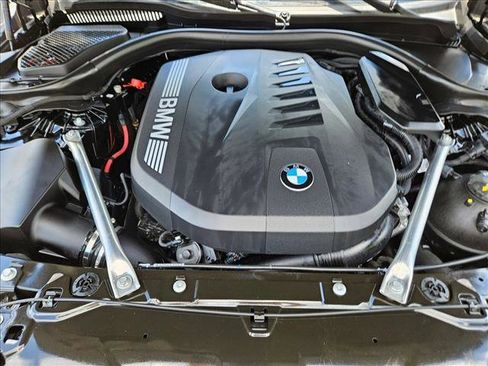 Used 2025 BMW 540i xDrive AWD/4WD image 24