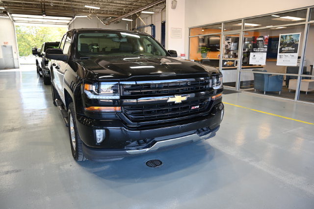 Used 2019 Chevrolet Silverado 1500 LT w/ All Star Edition AWD/4WD image 3