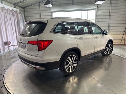Used 2016 Honda Pilot Touring image 4