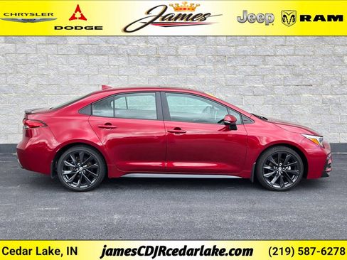 Used 2024 Toyota Corolla XSE FWD image 5
