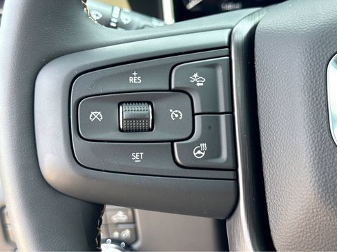 New 2026 GMC Sierra 2500 AT4 w/ AT4 Premium Plus Package AWD/4WD image 16