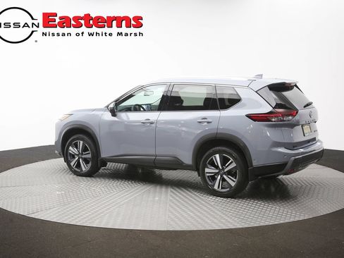 Used 2024 Nissan Rogue SL AWD/4WD image 62