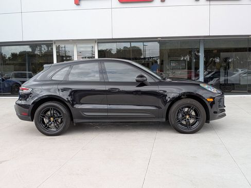 Used 2025 Porsche Macan image 8