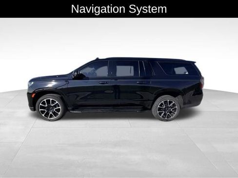 Used 2022 Chevrolet Suburban RST w/ Luxury Package image 4