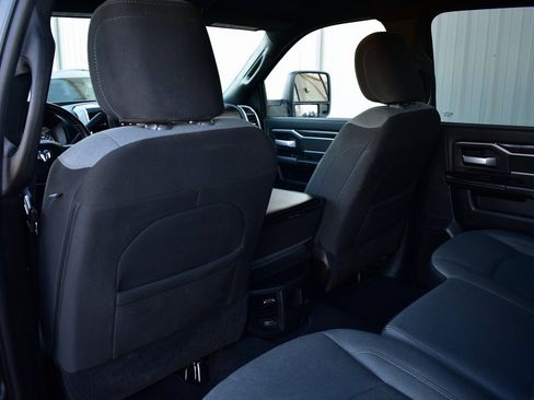 Used 2024 RAM 2500 Big Horn image 29