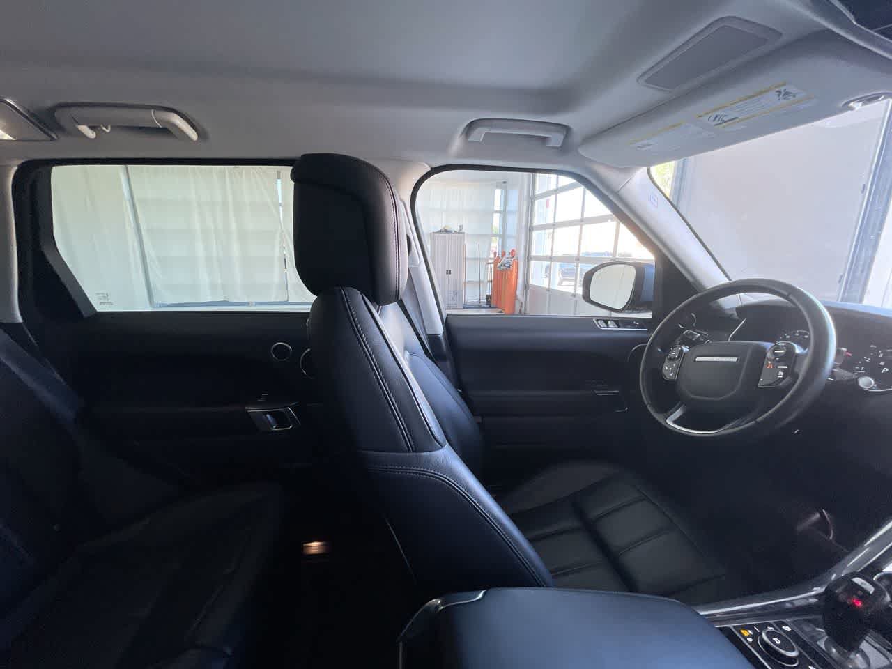 Used 2021 Land Rover Range Rover Sport SE AWD/4WD image 16