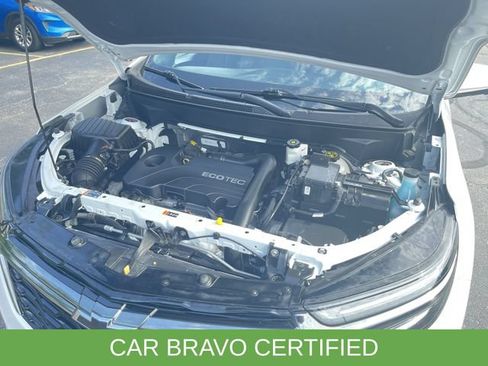Certified 2022 Chevrolet Equinox RS w/ Infotainment Package AWD/4WD image 30