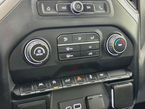 Used 2023 Chevrolet Silverado 1500 Custom RWD image 16