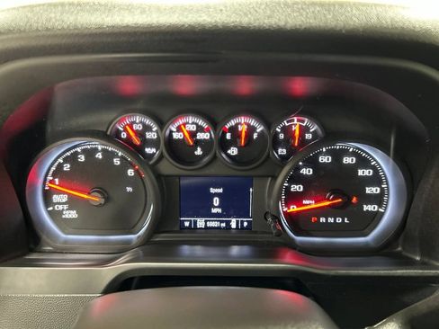 Used 2024 Chevrolet Silverado 1500 Custom AWD/4WD image 17