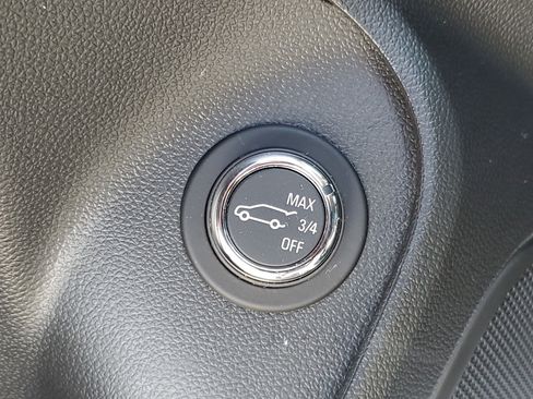 Used 2024 Buick Encore GX Sport Touring AWD/4WD image 22