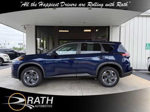 Used 2025 Nissan Rogue SV FWD image 6
