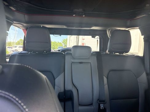 Used 2023 Ford Bronco Outer Banks AWD/4WD image 11