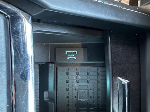 Used 2022 Ford Expedition Max Platinum image 27