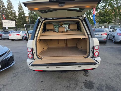 Used 2010 Land Rover Range Rover HSE LUX AWD/4WD image 23