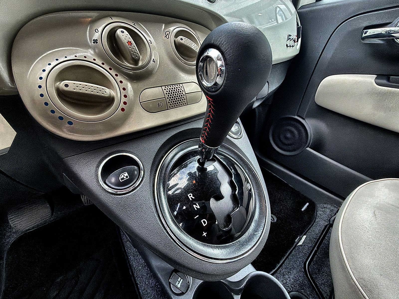 Used 2018 FIAT 500 Pop FWD image 25