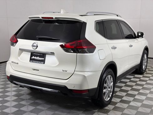 Used 2019 Nissan Rogue SV image 5