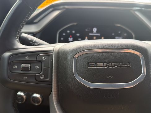 Used 2024 GMC Sierra 2500 Denali w/ Denali Reserve Package AWD/4WD image 31