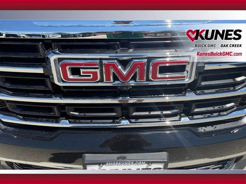 Used 2024 GMC Acadia Elevation AWD/4WD image 42