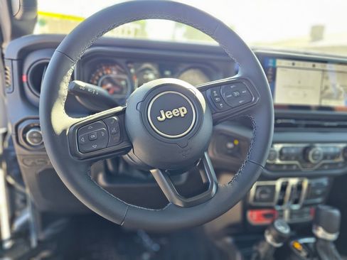 New 2026 Jeep Gladiator Rubicon AWD/4WD image 23