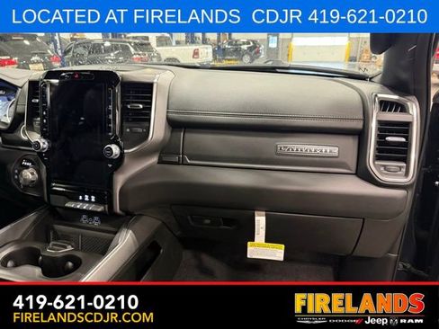 New 2026 RAM 1500 Laramie AWD/4WD image 28