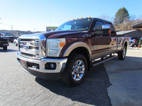 Used 2011 Ford F350 Lariat w/ Lariat Ultimate Pkg image 3