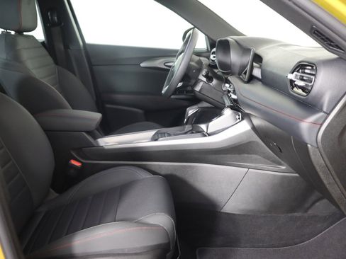 Used 2024 Dodge Hornet GT image 10