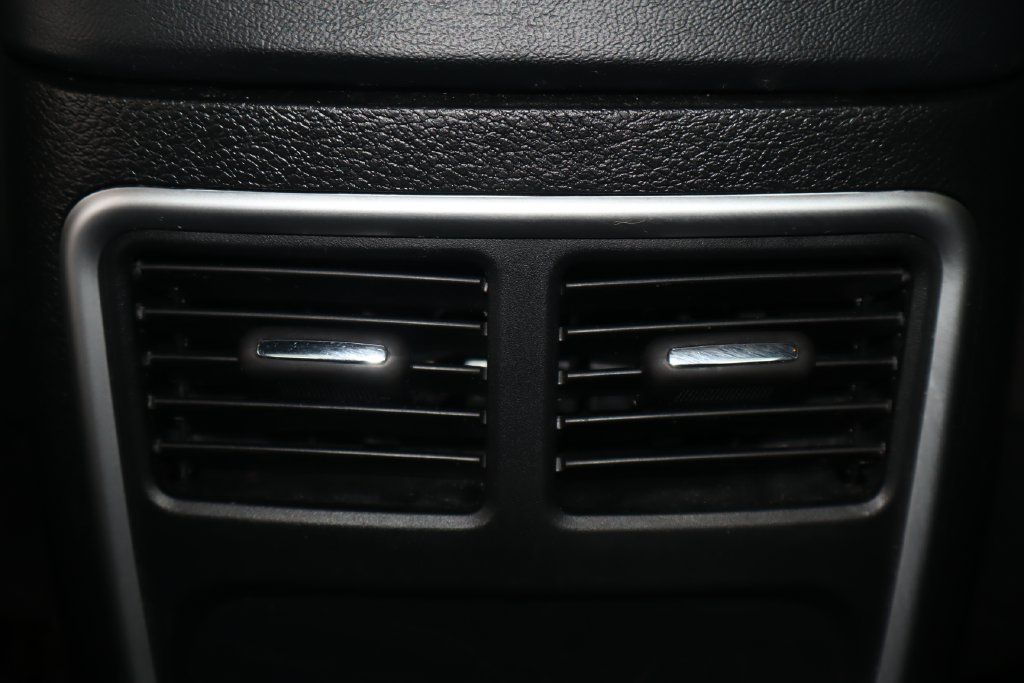 Used 2023 Dodge Charger SXT RWD image 33