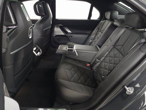 New 2026 BMW 740i xDrive image 32