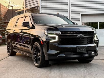 Used 2023 Chevrolet Suburban RST w/ Luxury Package