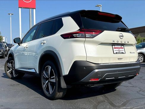 Certified 2023 Nissan Rogue SL AWD/4WD image 3