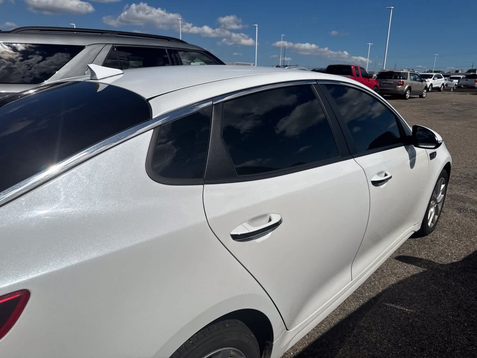 Used 2016 Kia Optima LX FWD image 25