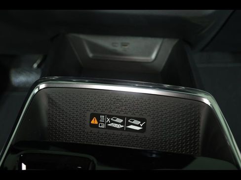 New 2026 Chevrolet Equinox LT w/ Convenience Package II image 13