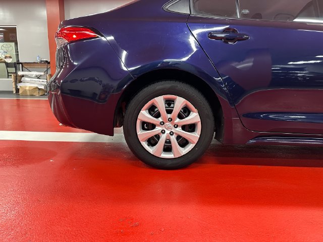 Certified 2024 Toyota Corolla LE FWD image 30