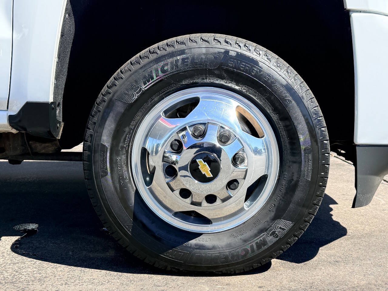 Used 2019 Chevrolet Silverado 3500 LTZ w/ LTZ Plus Package AWD/4WD image 14