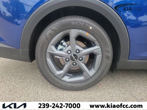New 2026 Kia K4 FWD image 9