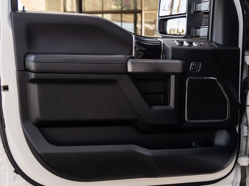 Used 2020 Ford F250 Platinum w/ FX4 Off-Road Package image 19