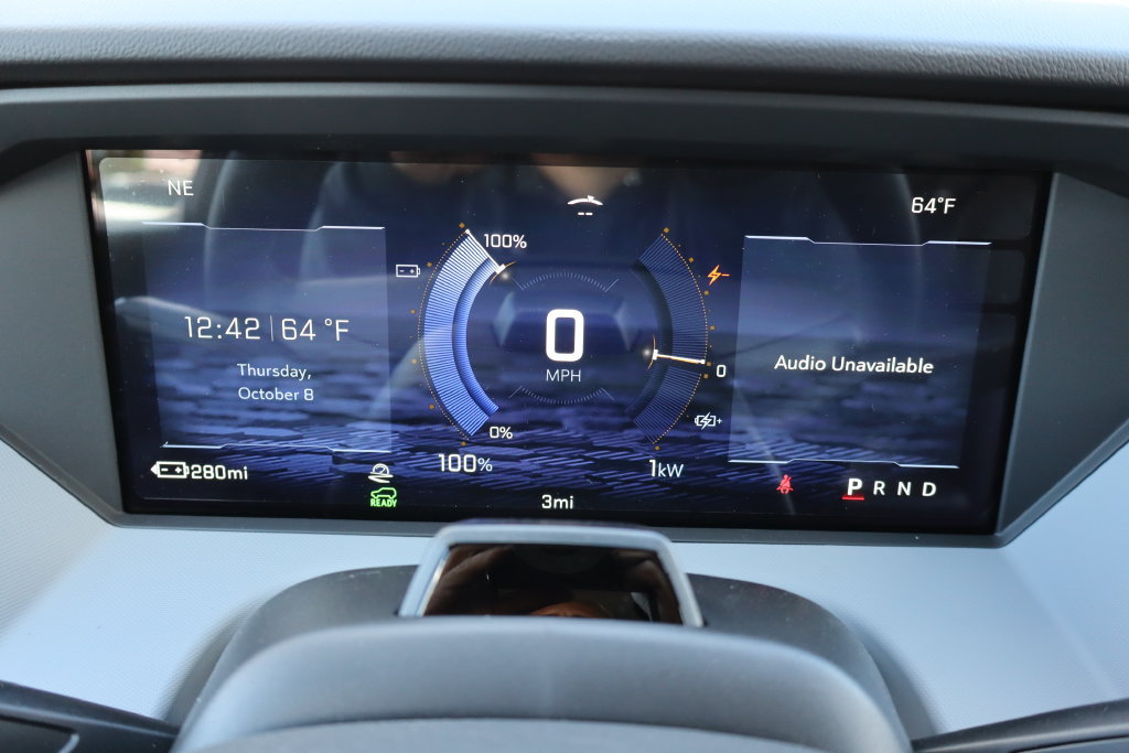 New 2027 Chevrolet Bolt RS w/ Super Cruise Package FWD image 32