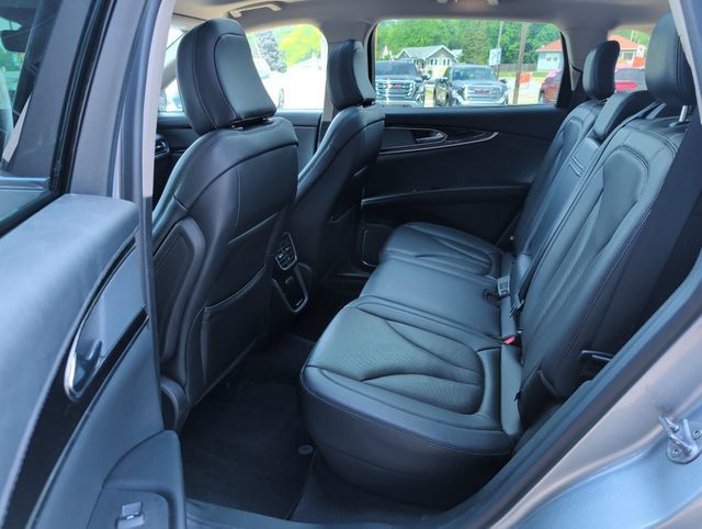Used 2023 Lincoln Nautilus Reserve AWD/4WD image 24
