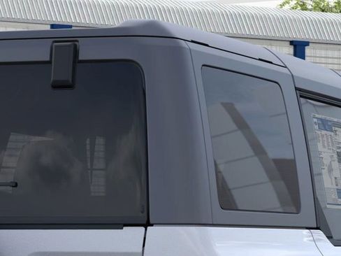 New 2025 Ford Bronco 4-Door image 25