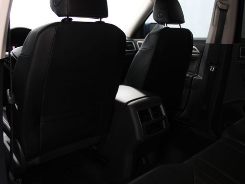 Used 2019 Volkswagen Atlas SE w/ Towing Package AWD/4WD image 12