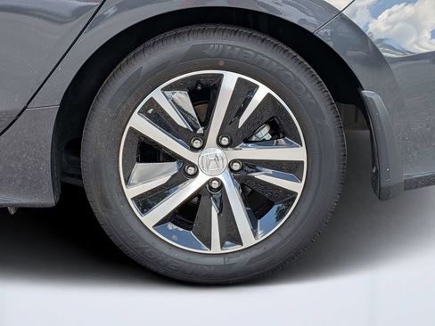 Used 2024 Honda Civic LX image 9